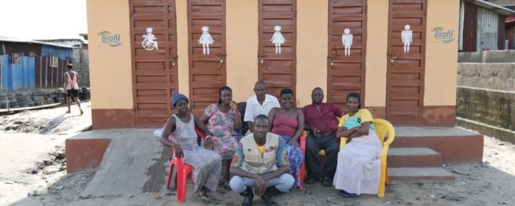 Inclusive sanitation: Working with informal settlement residents in Freetown, Sierra Leone to address sanitation challenges